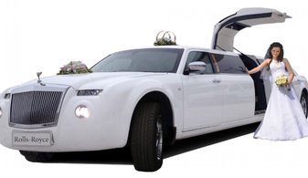 Свадебный лимузин Chrysler 300C Limousine № М5694, белый