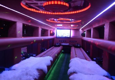 Лимузин на свадьбу № P3825 - Транспортная компания PERSONA GR