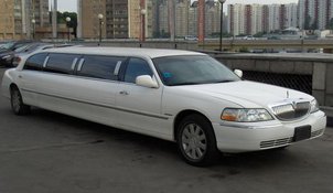 Лимузин на свадьбу P3832