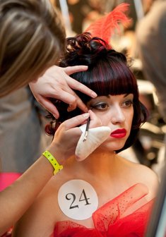 Cвадебная прическа Т15899 с собранными волосами