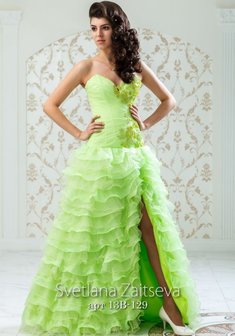 Вечернее платье 13В-129-S32584. А-силуэт, длинное без шлейфа.