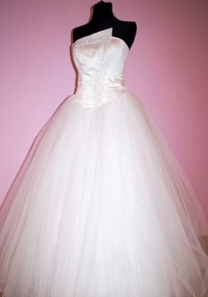 Свадебное платье В65775. С пышной юбкой, длинное без шлейфа.