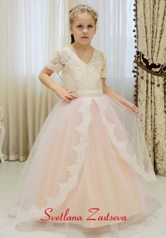 Детское платье Д-036-S65825. С пышной юбкой, длинное без шлейфа.